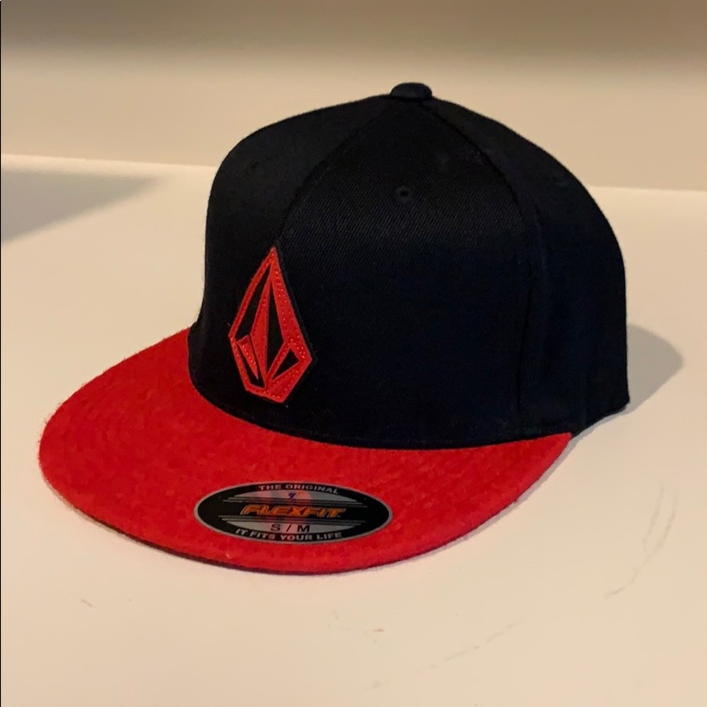 Volcom flexfit hat